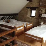 Vennhaus 33 Pers Nyaraló