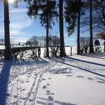 Vennhaus 33 Pers * Waimes