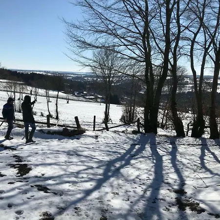 Vennhaus 33 Pers * Weismes