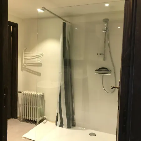 Vennhaus 33 Pers Weismes