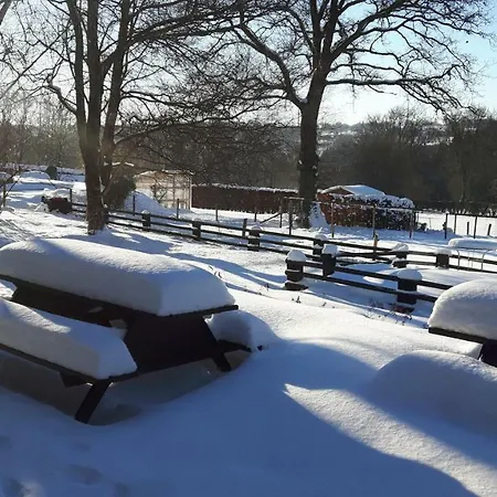 Vennhaus 33 Pers * Weismes